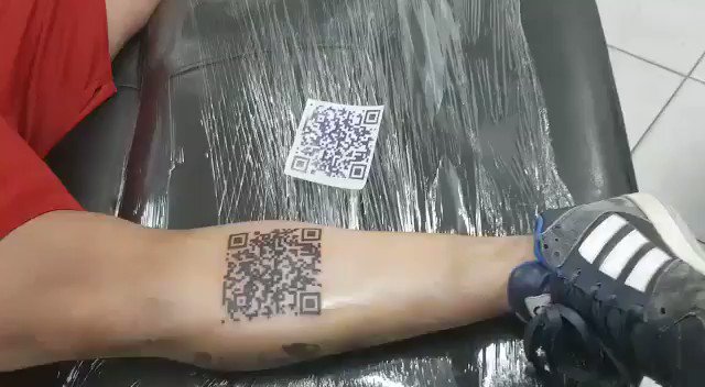 Фанат набил на ноге QR-код со статической ссылкой на голы финала Кубка Либертадорес